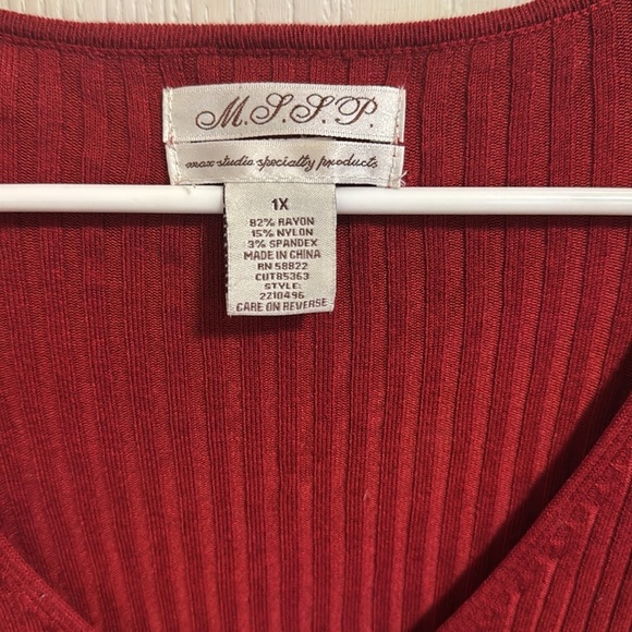Max Studio MJJP Knit Long Sleeved Casual Red Women’s Sweater 1X Soft Comfortable - Picture 4 of 9